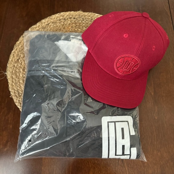 Los Angeles Clippers Jacket & Hat - Picture 1 of 8